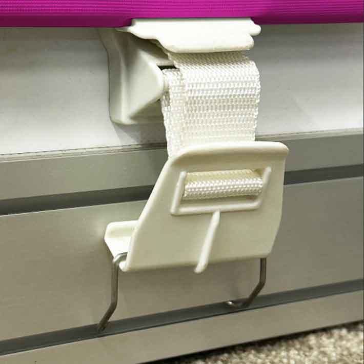 Adaptor clip in the rail